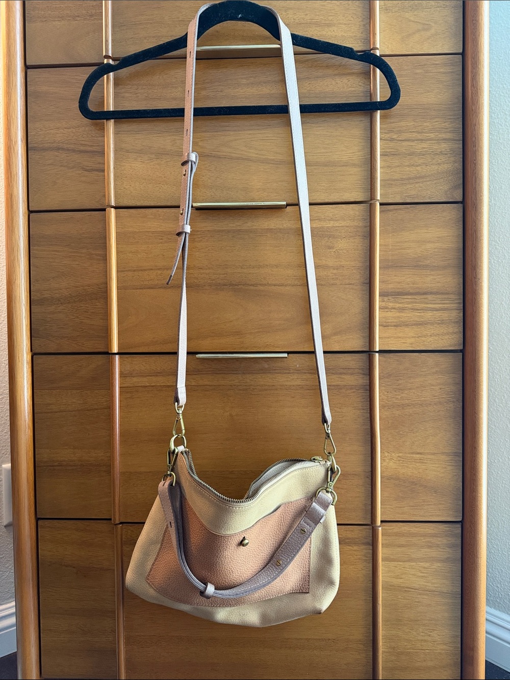 Madewell Women's Two-Tone Beige Crossbody Bag with two adjustable straps.